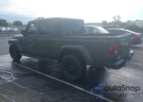 2023 Jeep Gladiator Overland 4X4 z USA, uszkodzony, nr VIN 1C6HJTFG0PL561000